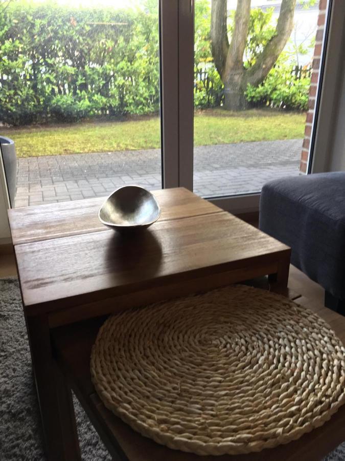 Apartment 1 Mit Terrasse Und Pkw-Stellplatz 勒沃库森 外观 照片